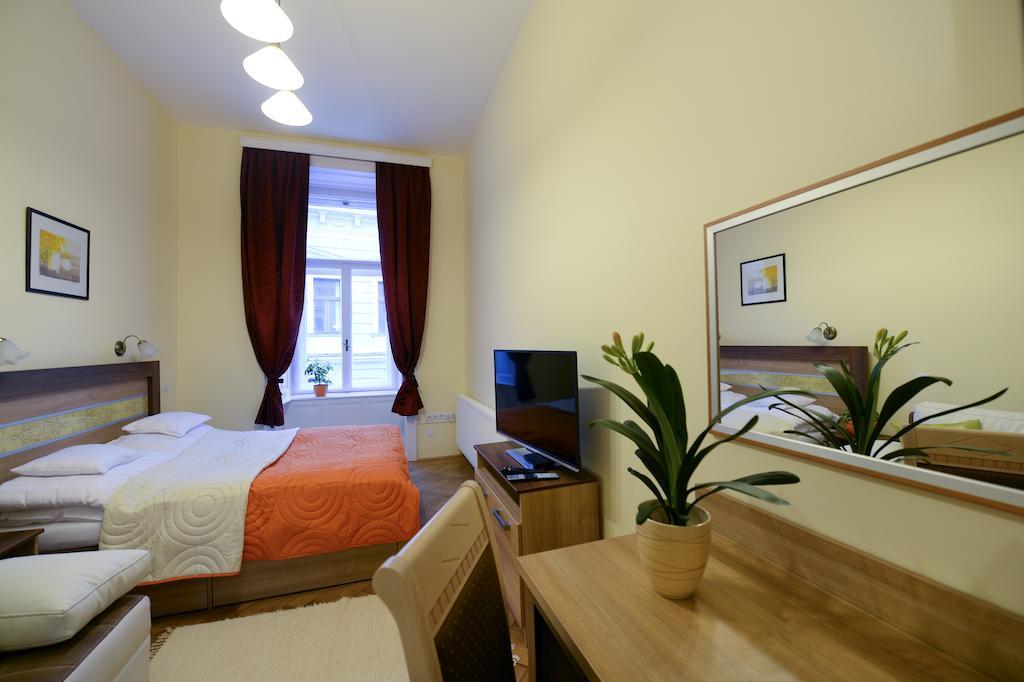 Centrum Vendeghaz Eger Room photo